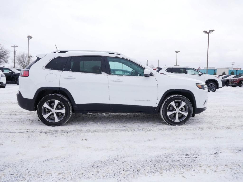 used 2021 Jeep Cherokee car, priced at $24,900