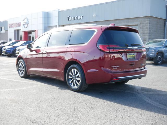 used 2021 Chrysler Pacifica Hybrid car, priced at $22,152