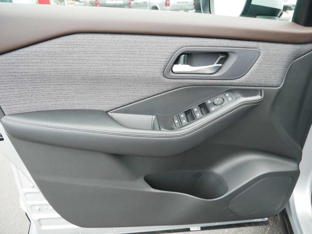 used 2023 Nissan Rogue car, priced at $26,424