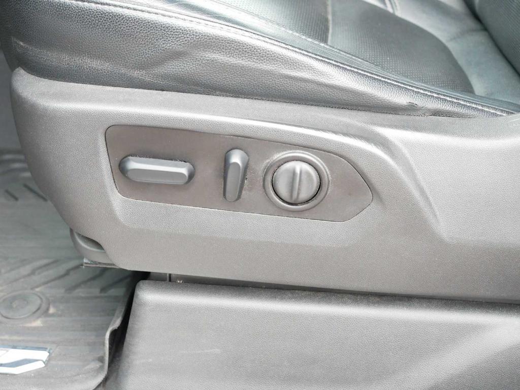 used 2020 Chevrolet Silverado 1500 car, priced at $30,299