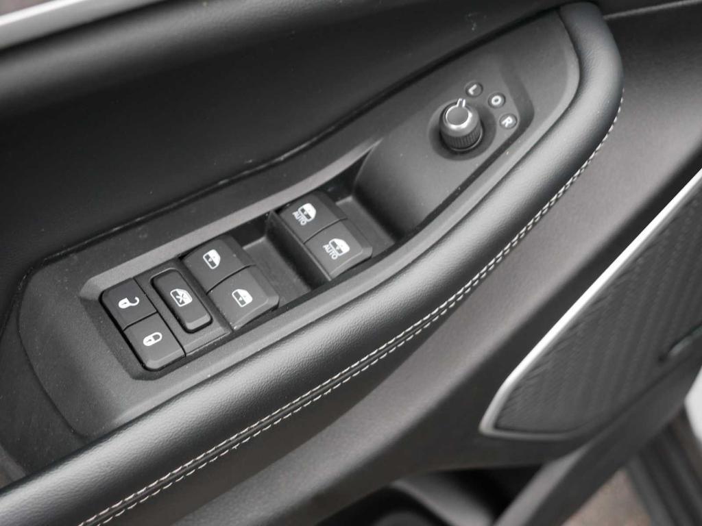 used 2024 Jeep Grand Cherokee 4xe car, priced at $28,884