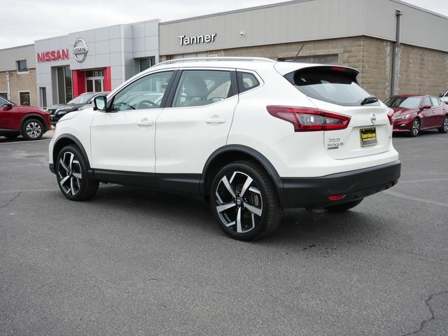 used 2021 Nissan Rogue Sport car, priced at $23,991