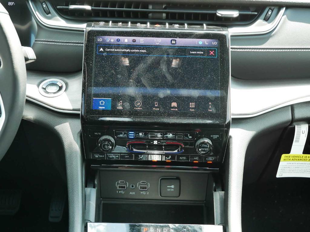 new 2025 Jeep Grand Cherokee car, priced at $53,591