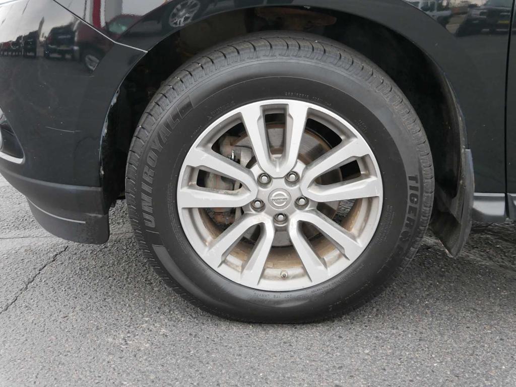 used 2016 Nissan Pathfinder car, priced at $8,995