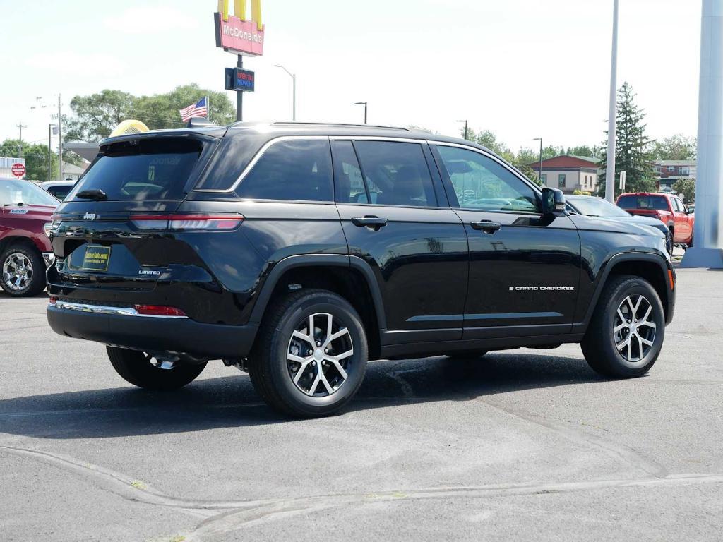 new 2025 Jeep Grand Cherokee car, priced at $48,568