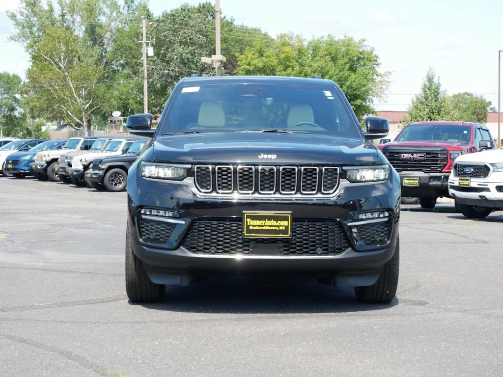 new 2025 Jeep Grand Cherokee car, priced at $48,568