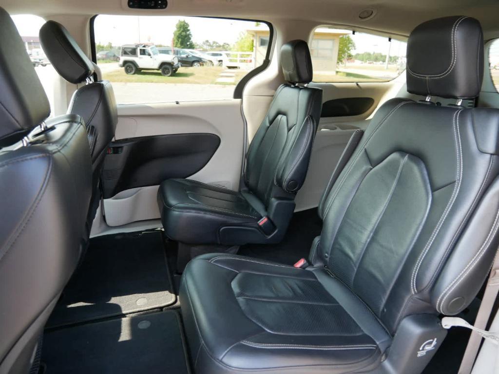 used 2022 Chrysler Pacifica car, priced at $25,665