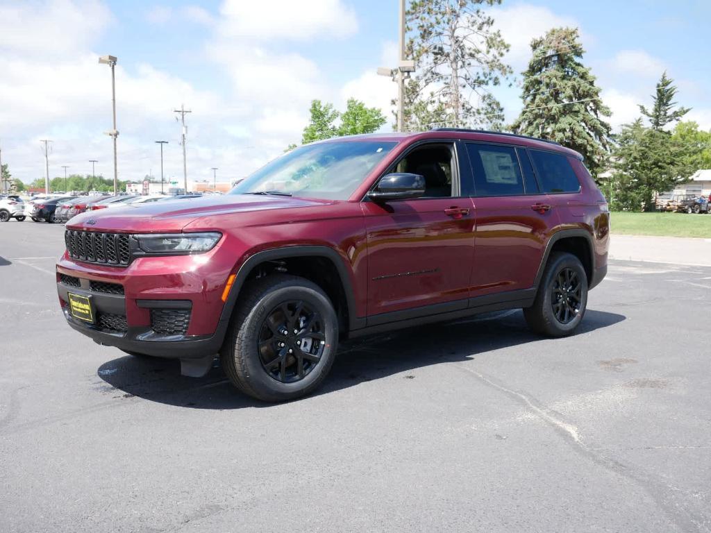 new 2024 Jeep Grand Cherokee L car, priced at $42,471