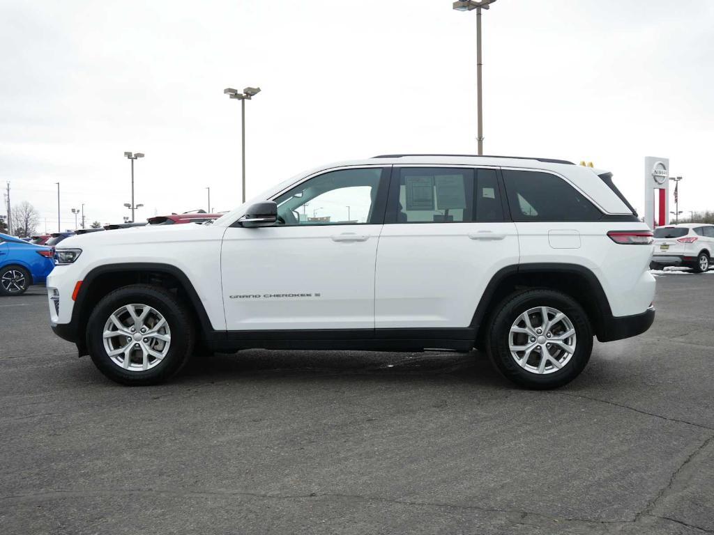 used 2023 Jeep Grand Cherokee car, priced at $31,444