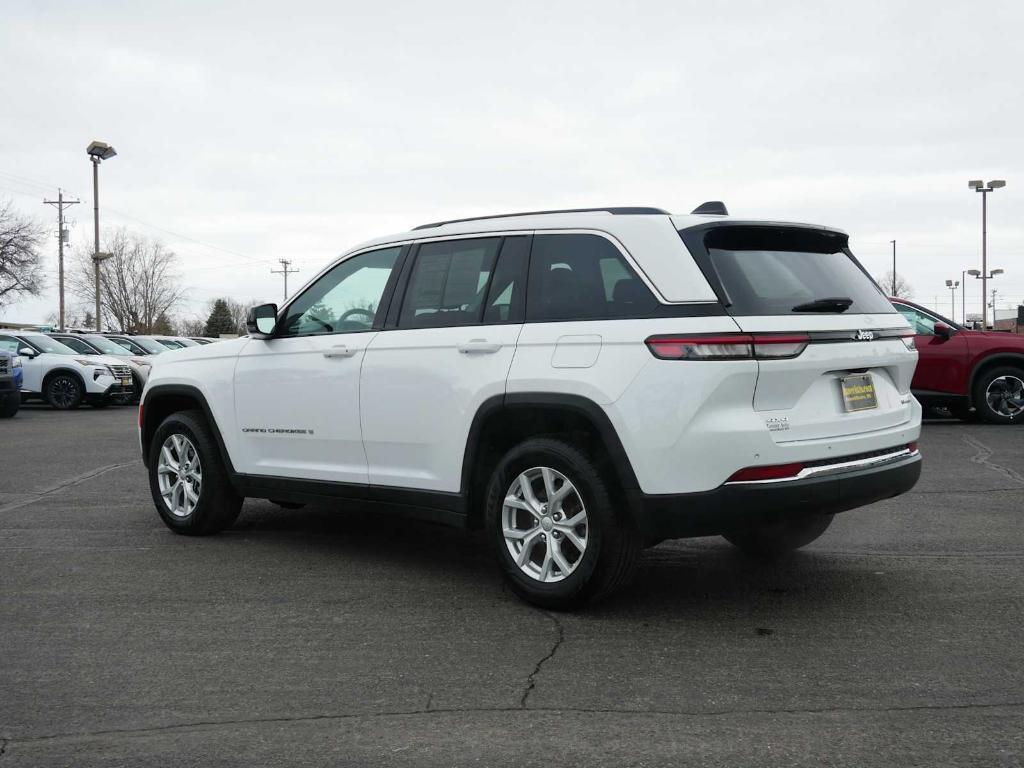 used 2023 Jeep Grand Cherokee car, priced at $31,444