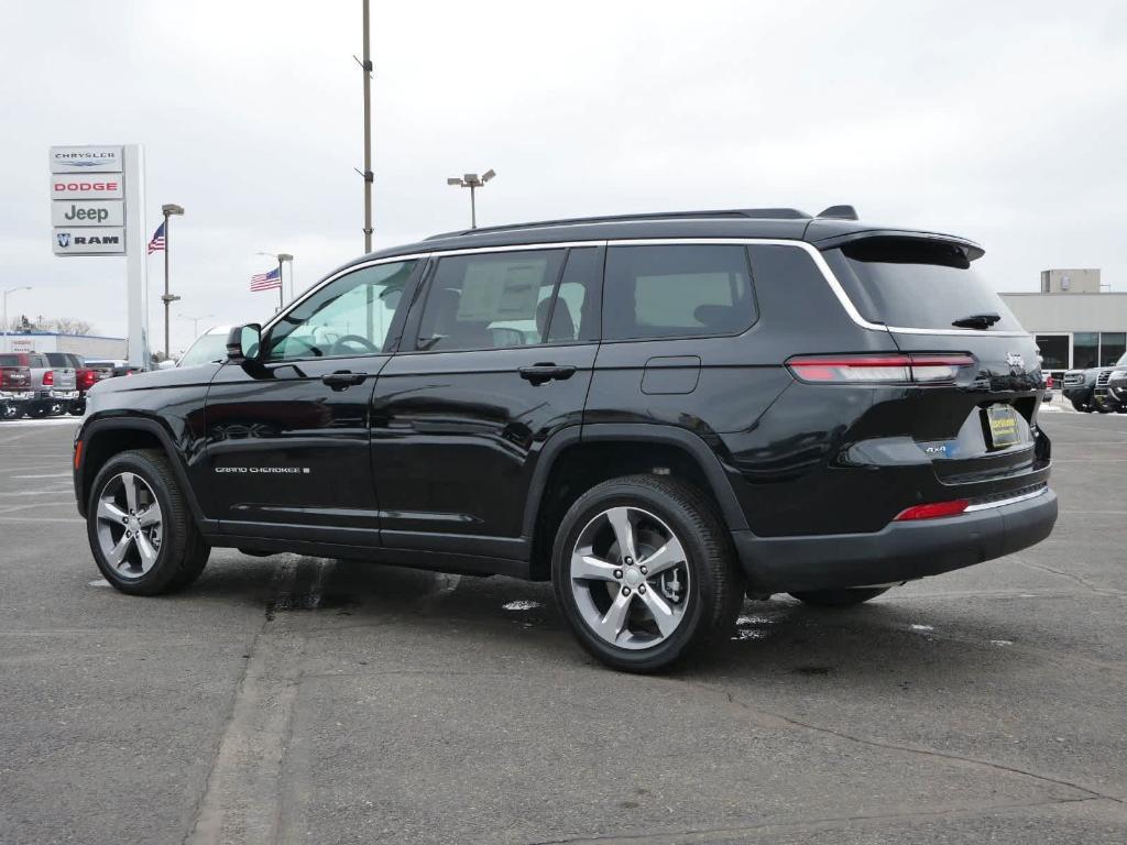 new 2025 Jeep Grand Cherokee L car, priced at $49,915