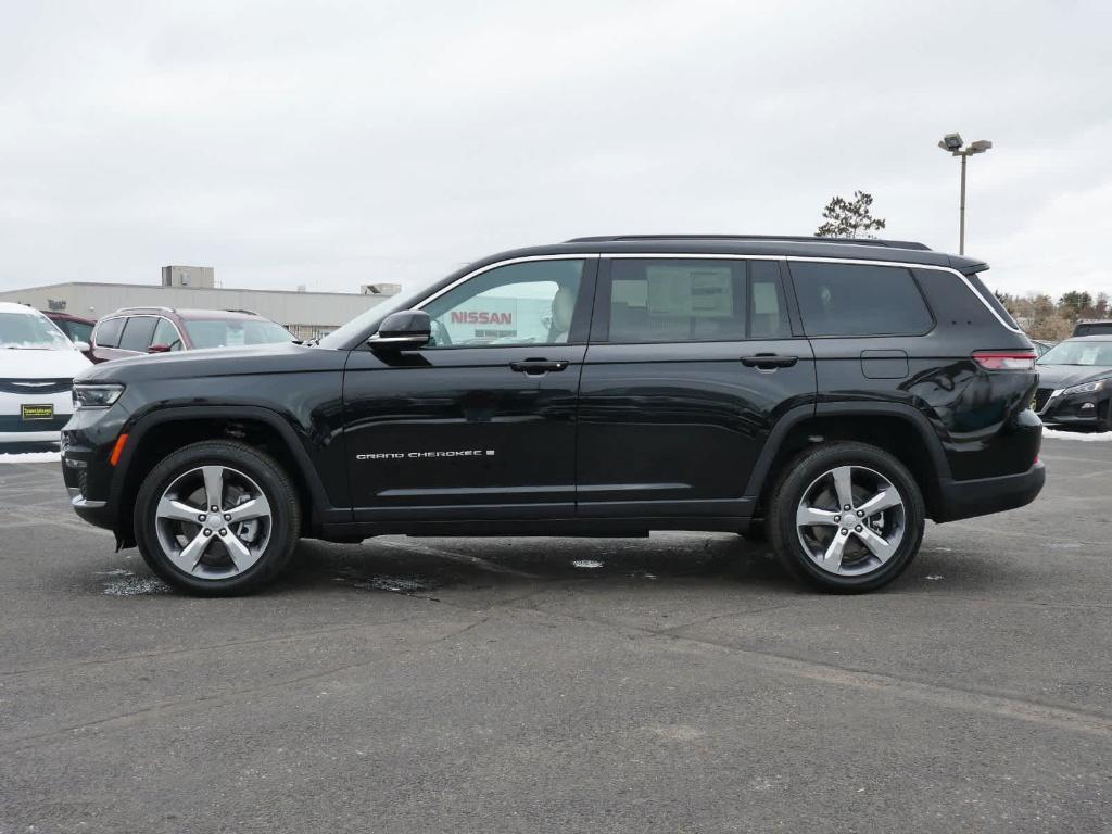 new 2025 Jeep Grand Cherokee L car, priced at $49,915