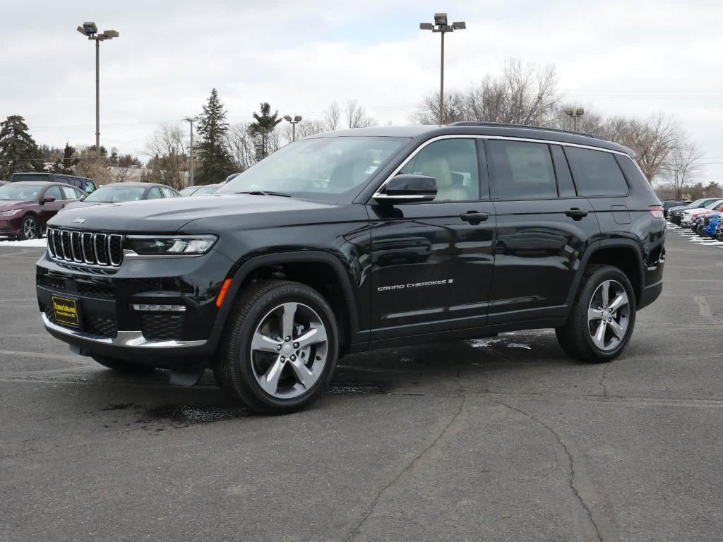 new 2025 Jeep Grand Cherokee L car, priced at $49,915