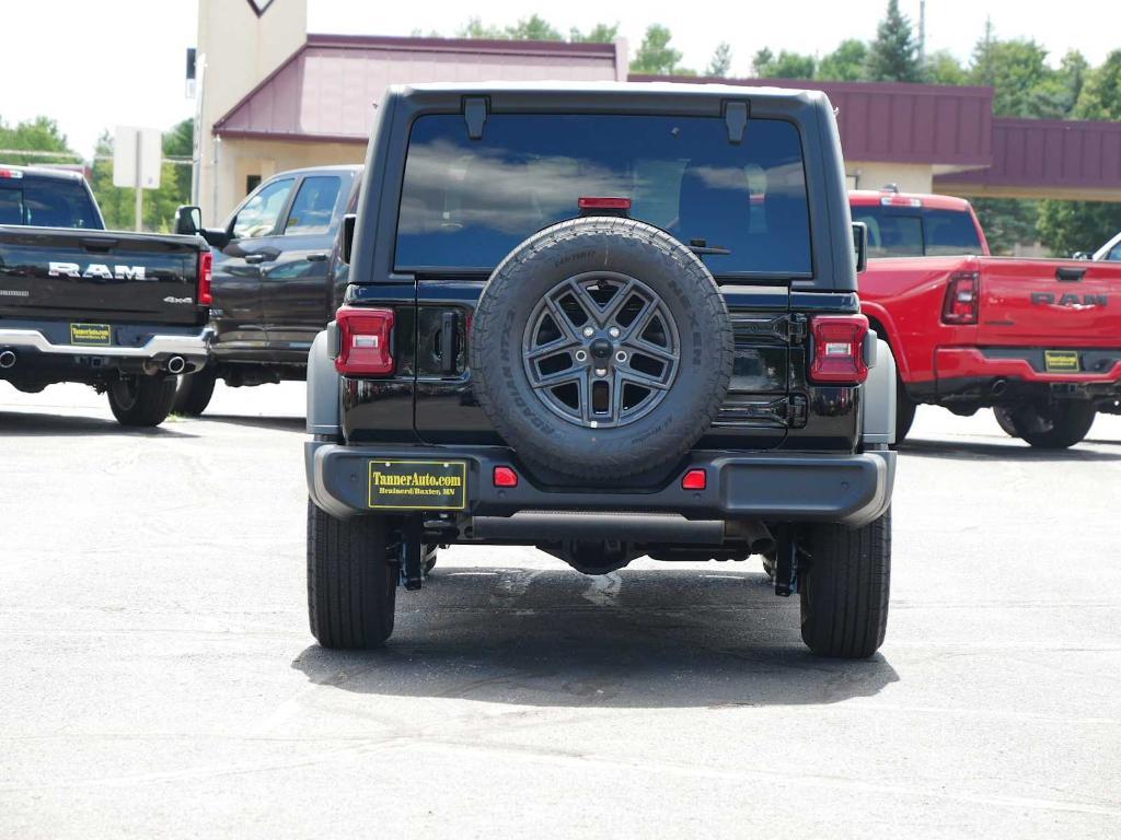 new 2025 Jeep Wrangler car, priced at $48,376