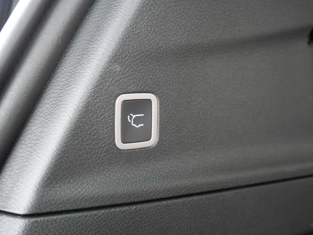 new 2026 Chrysler Pacifica car, priced at $55,965