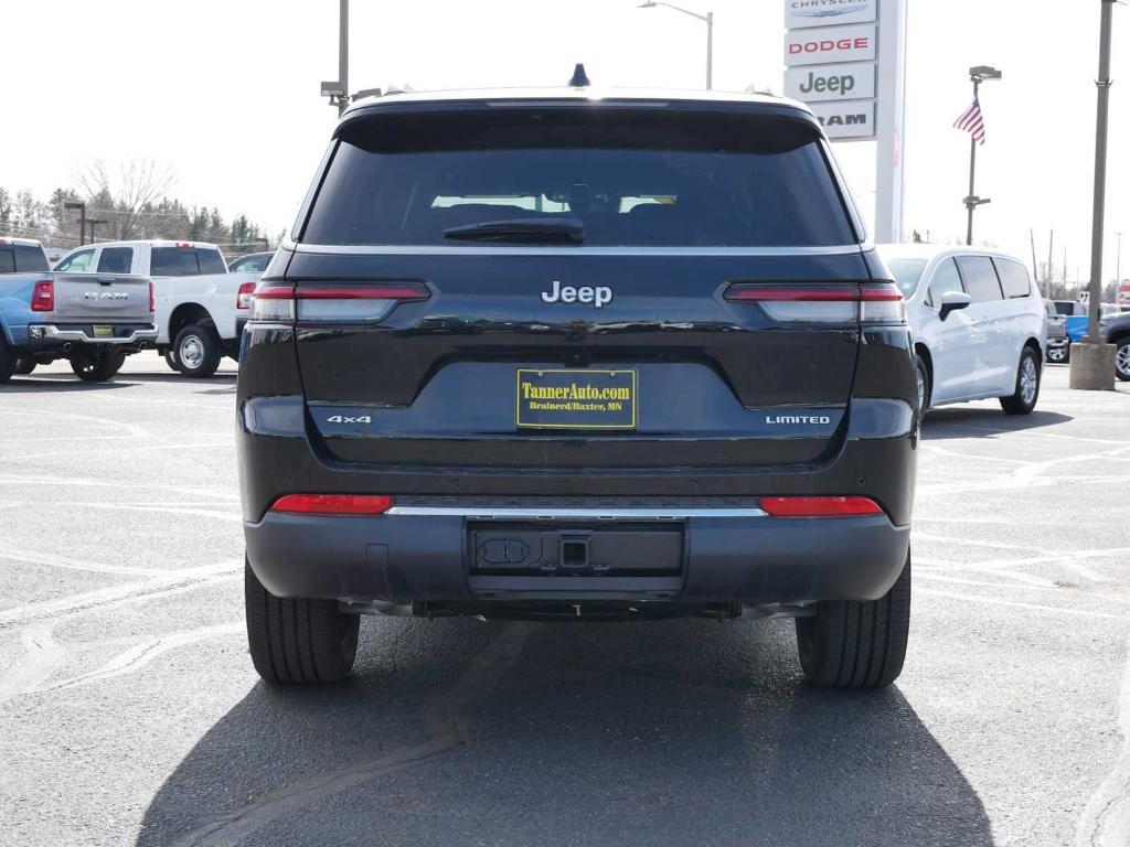 new 2024 Jeep Grand Cherokee L car, priced at $45,800
