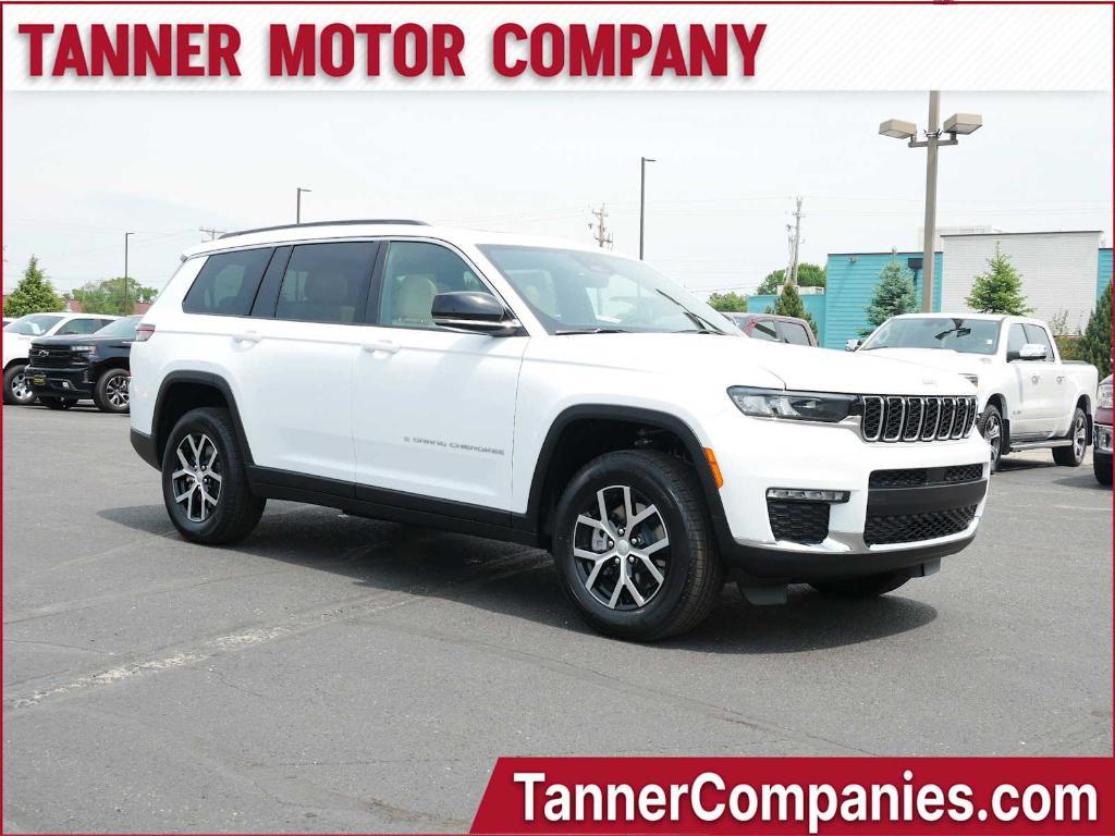 new 2025 Jeep Grand Cherokee L car, priced at $49,437