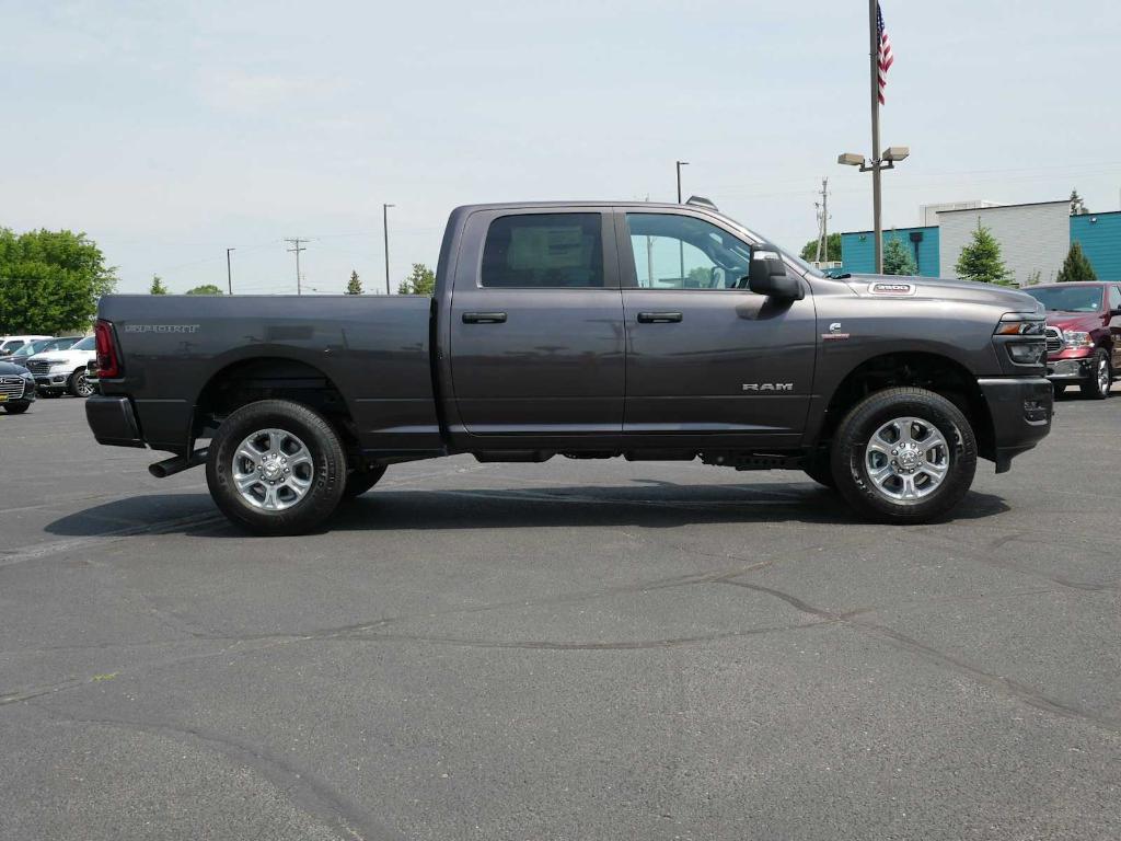 new 2025 Ram 3500 car, priced at $71,427