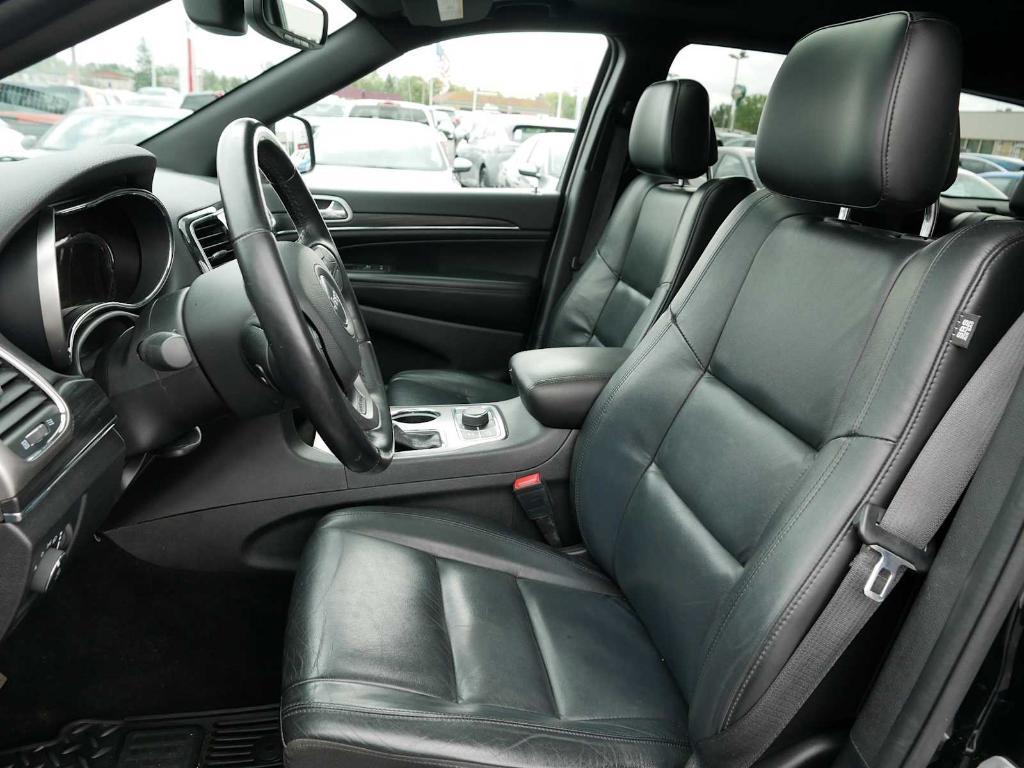 used 2021 Jeep Grand Cherokee car, priced at $22,991