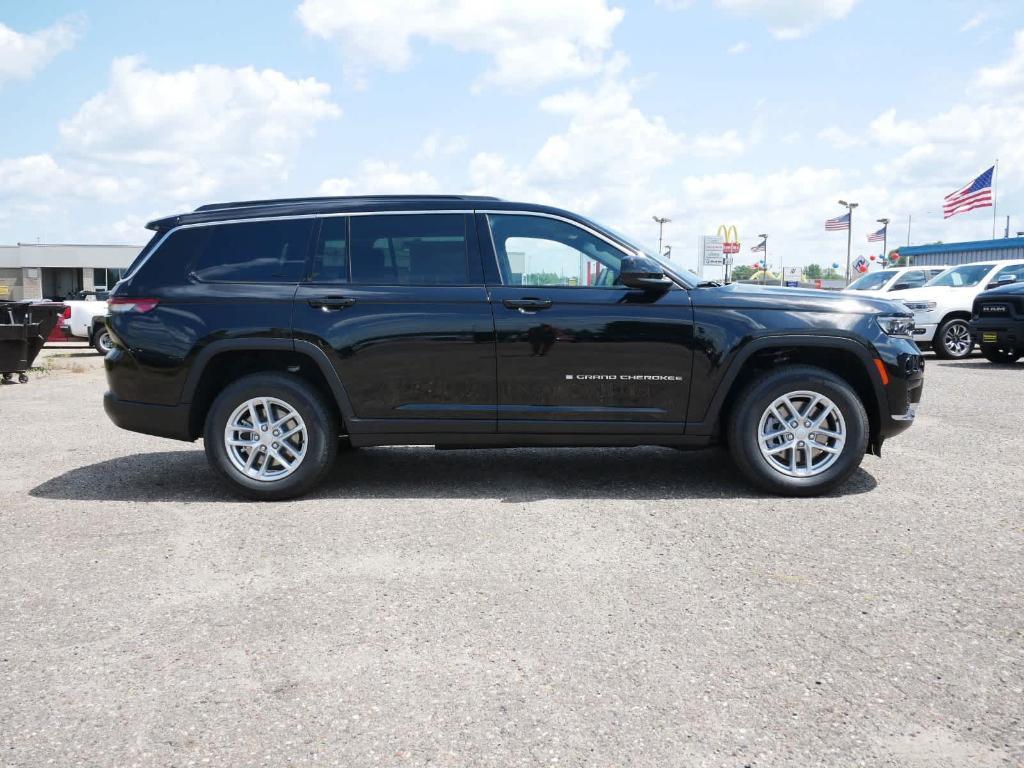 new 2024 Jeep Grand Cherokee L car, priced at $39,943