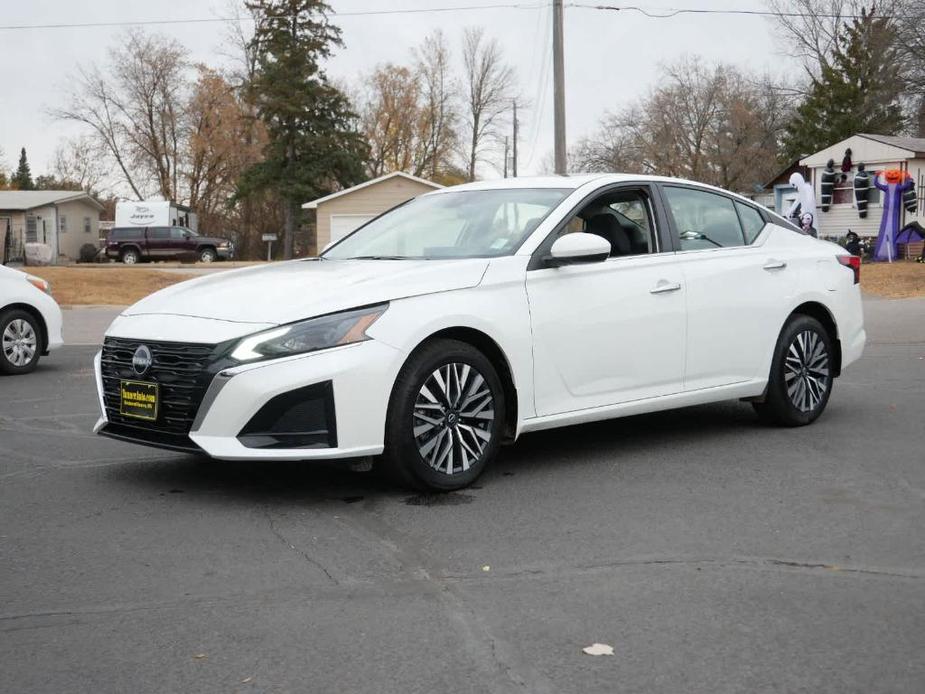 used 2024 Nissan Altima car, priced at $25,800