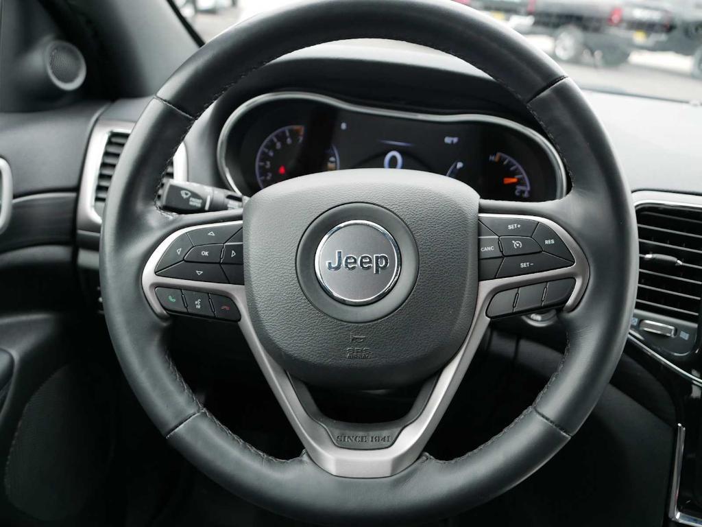 used 2022 Jeep Grand Cherokee WK car, priced at $25,892
