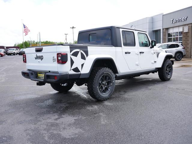 new 2024 Jeep Gladiator car, priced at $52,301