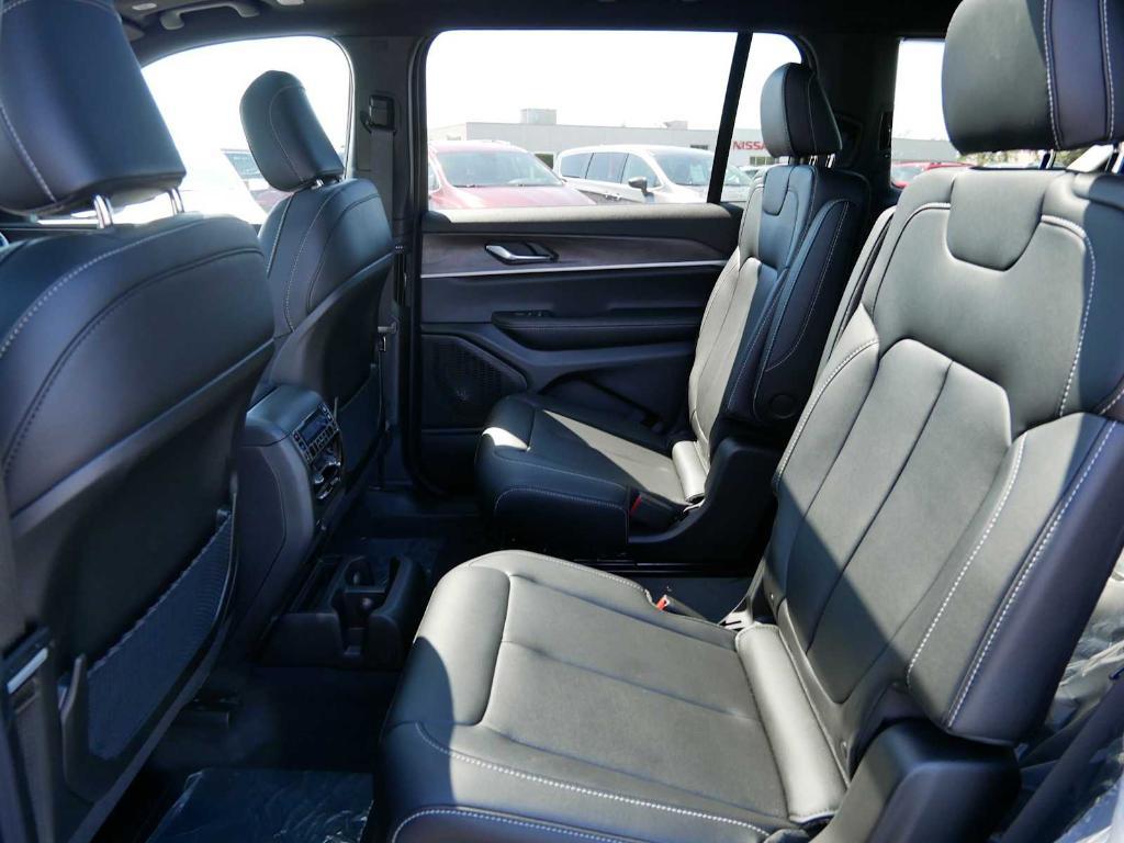 new 2025 Jeep Grand Cherokee L car, priced at $49,437