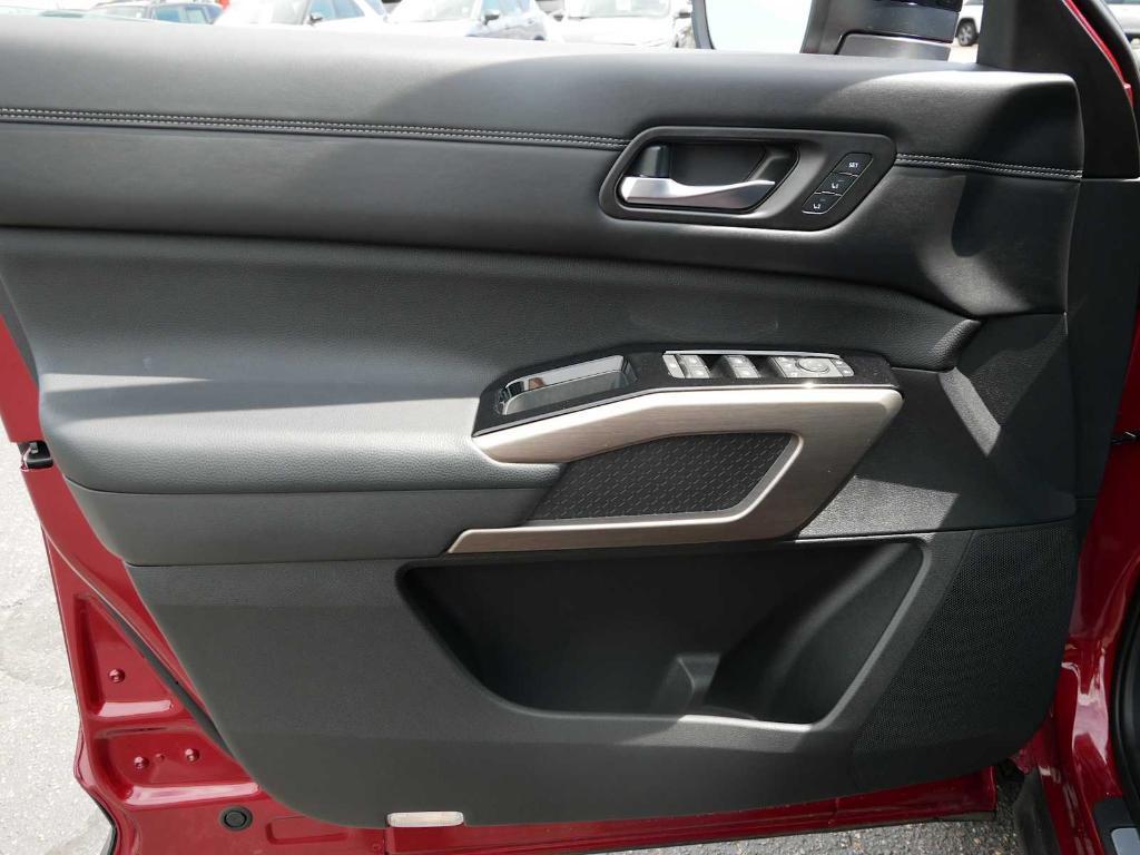 used 2022 Nissan Pathfinder car, priced at $36,997