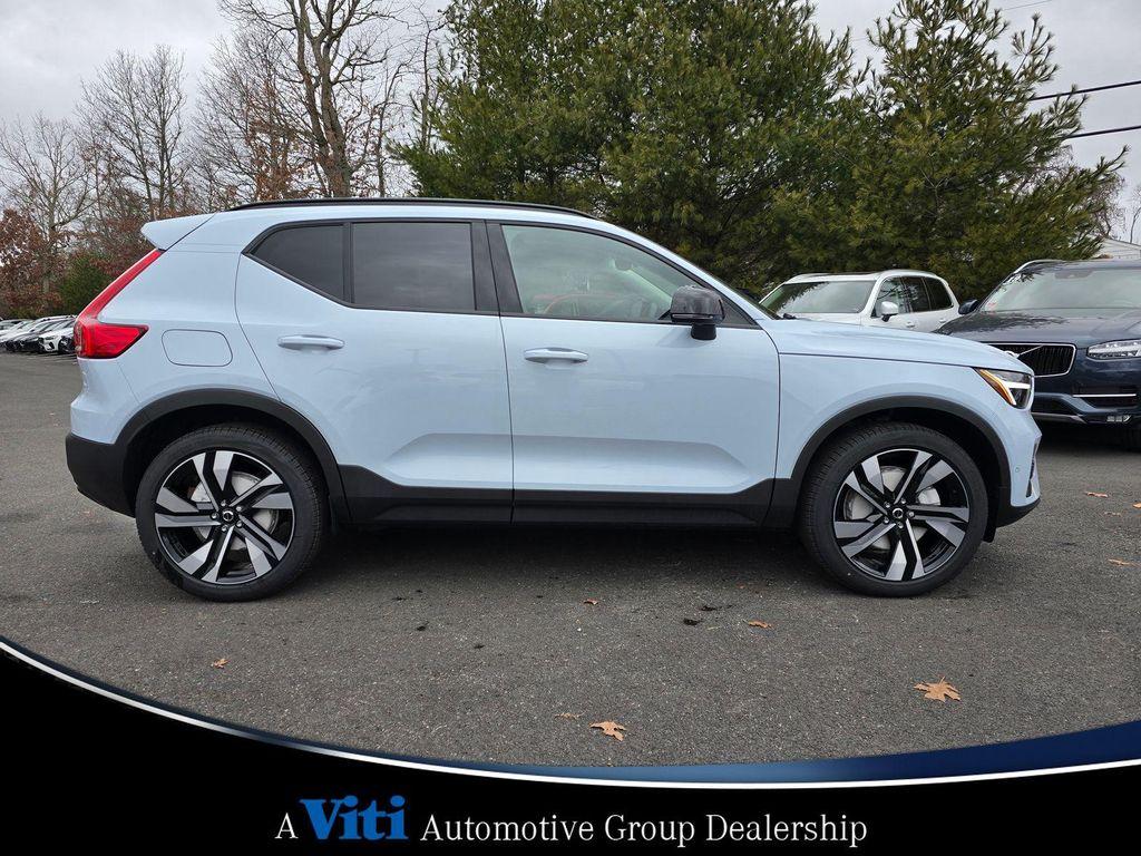 used 2025 Volvo XC40 car, priced at $44,987