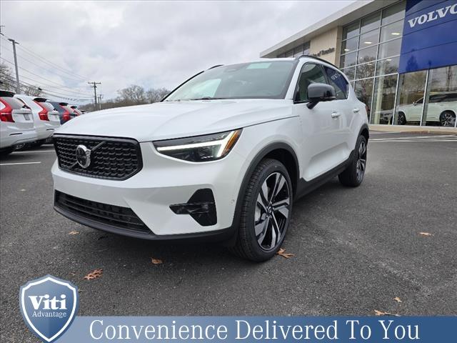 new 2025 Volvo XC40 car, priced at $51,550