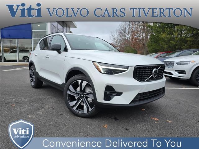 new 2025 Volvo XC40 car, priced at $51,550