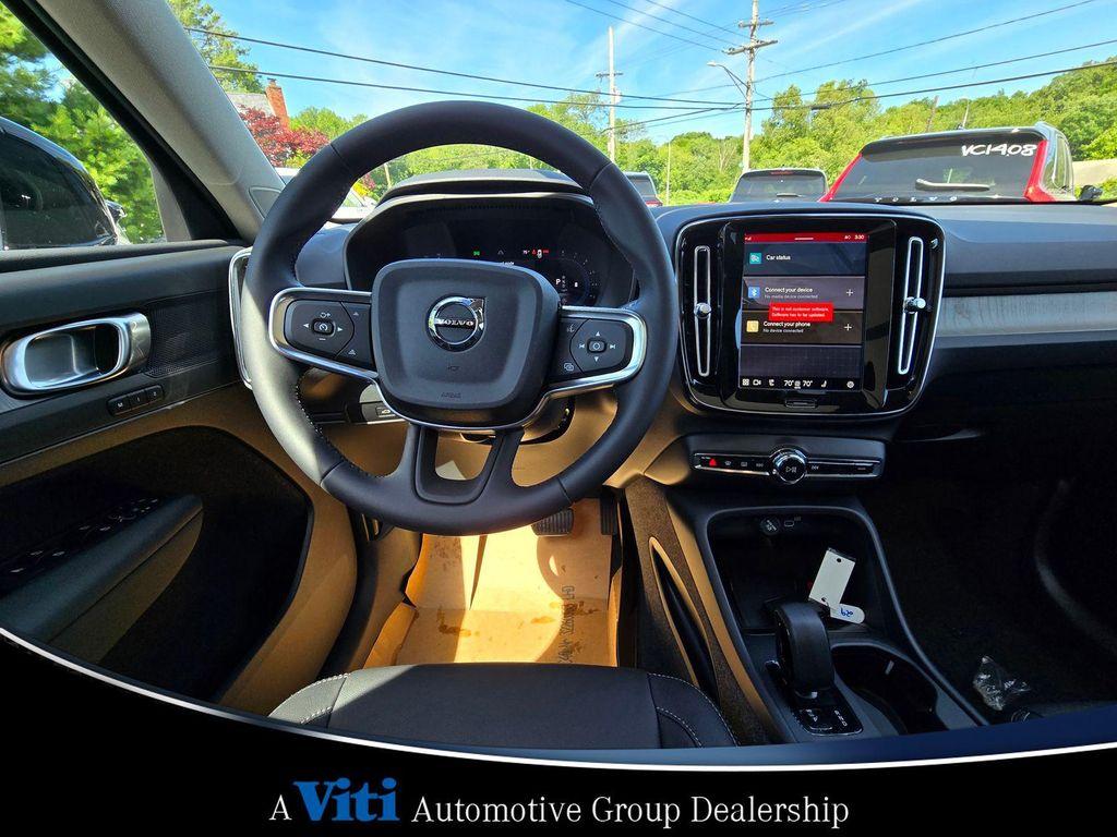 used 2025 Volvo XC40 car, priced at $37,810