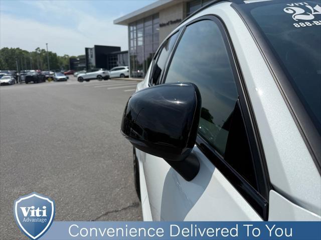 used 2024 Volvo XC40 car