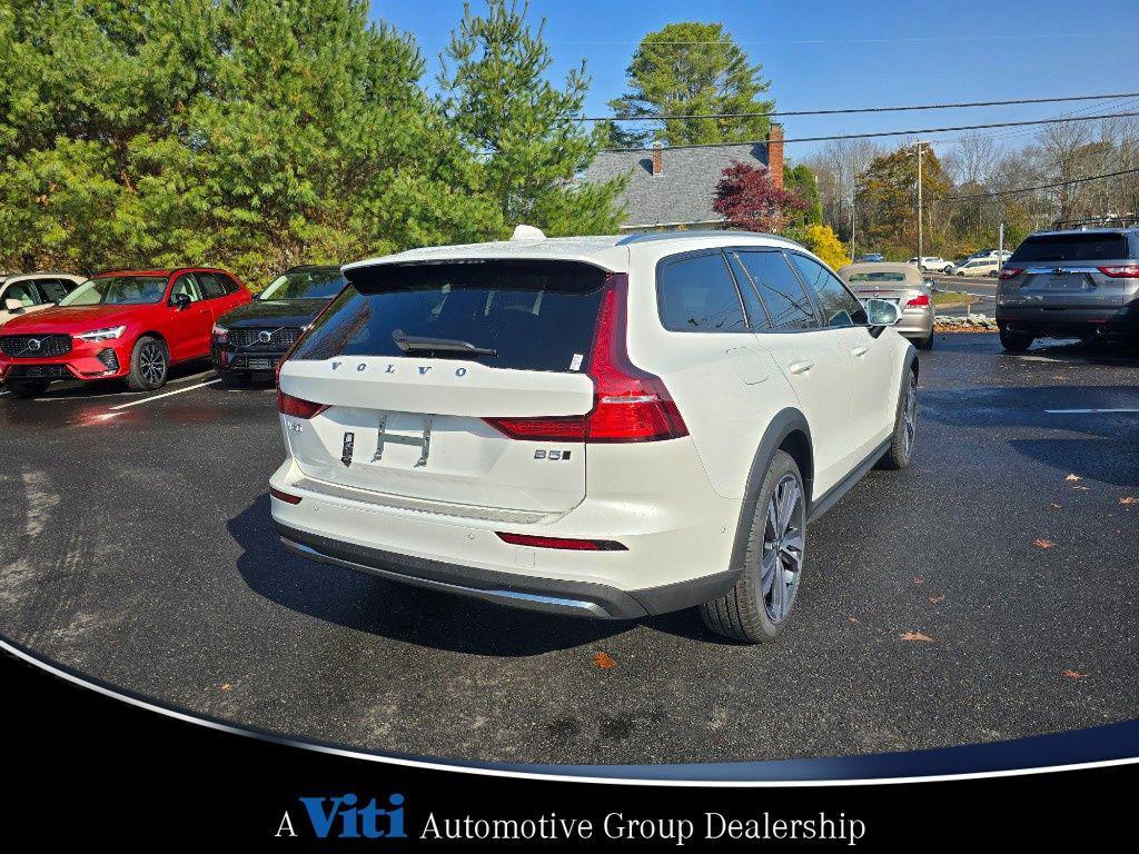 used 2025 Volvo V60 Cross Country car, priced at $51,025