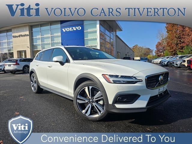 new 2025 Volvo V60 Cross Country car, priced at $55,025