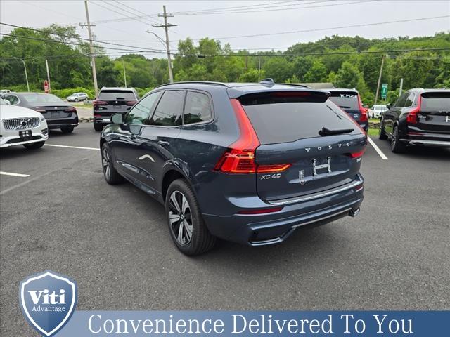 new 2025 Volvo XC60 car, priced at $62,075