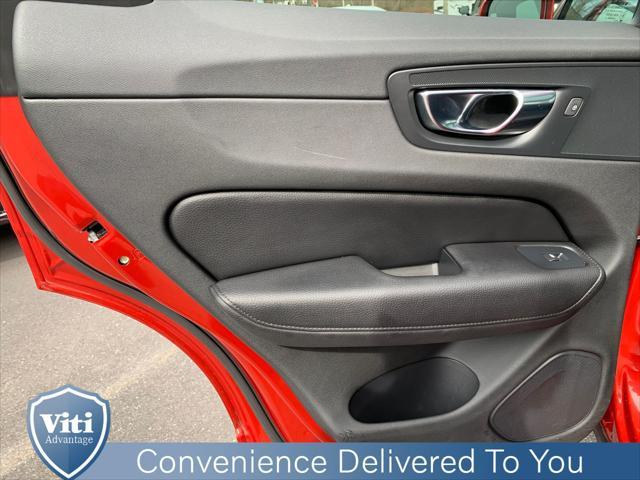 used 2022 Volvo XC60 car, priced at $36,998