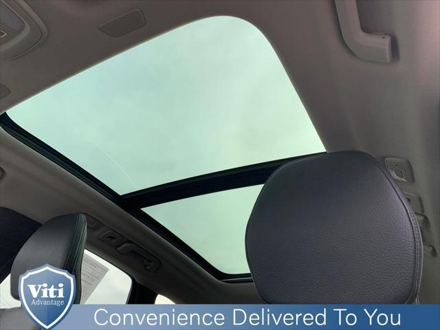 used 2022 Volvo XC60 car, priced at $36,998