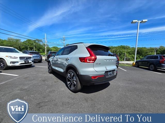 new 2025 Volvo XC40 car, priced at $51,040