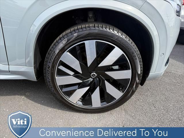 used 2022 Volvo XC60 car