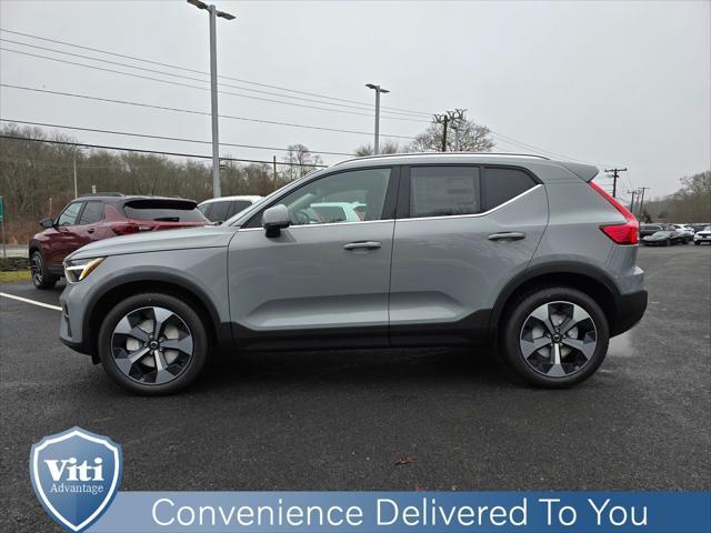 new 2025 Volvo XC40 car, priced at $45,465