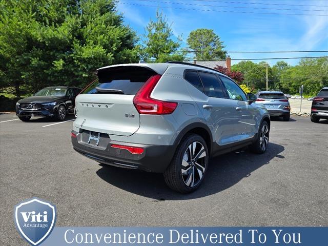 new 2025 Volvo XC40 car, priced at $51,040