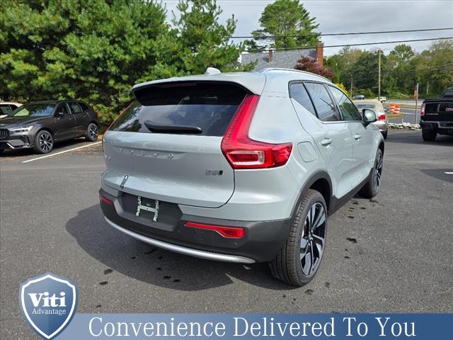 new 2025 Volvo XC40 car, priced at $51,550