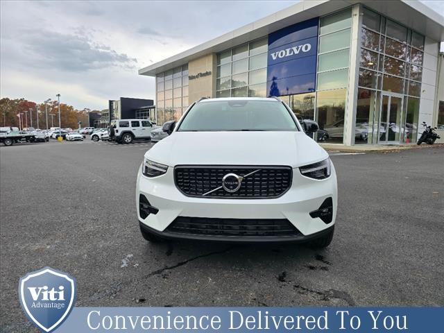 new 2025 Volvo XC40 car, priced at $49,790