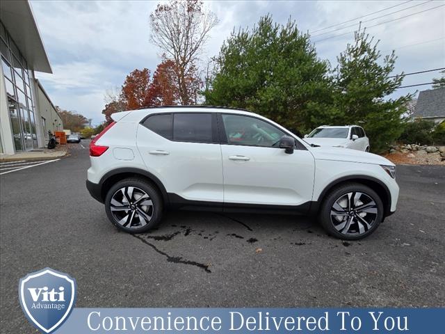 new 2025 Volvo XC40 car, priced at $49,790