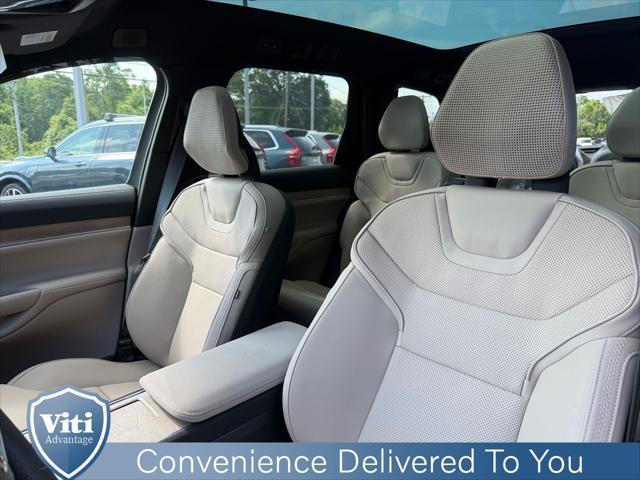 new 2025 Volvo EX90 car, priced at $93,520