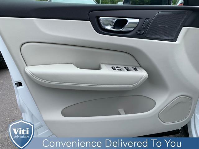 new 2025 Volvo XC60 car, priced at $60,660