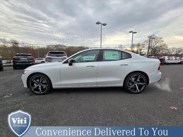 new 2025 Volvo S60 car, priced at $51,915