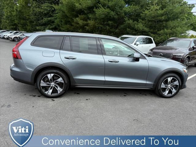 used 2020 Volvo V60 Cross Country car, priced at $28,998